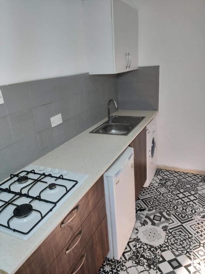 Compact Home Nikosia Exterior foto