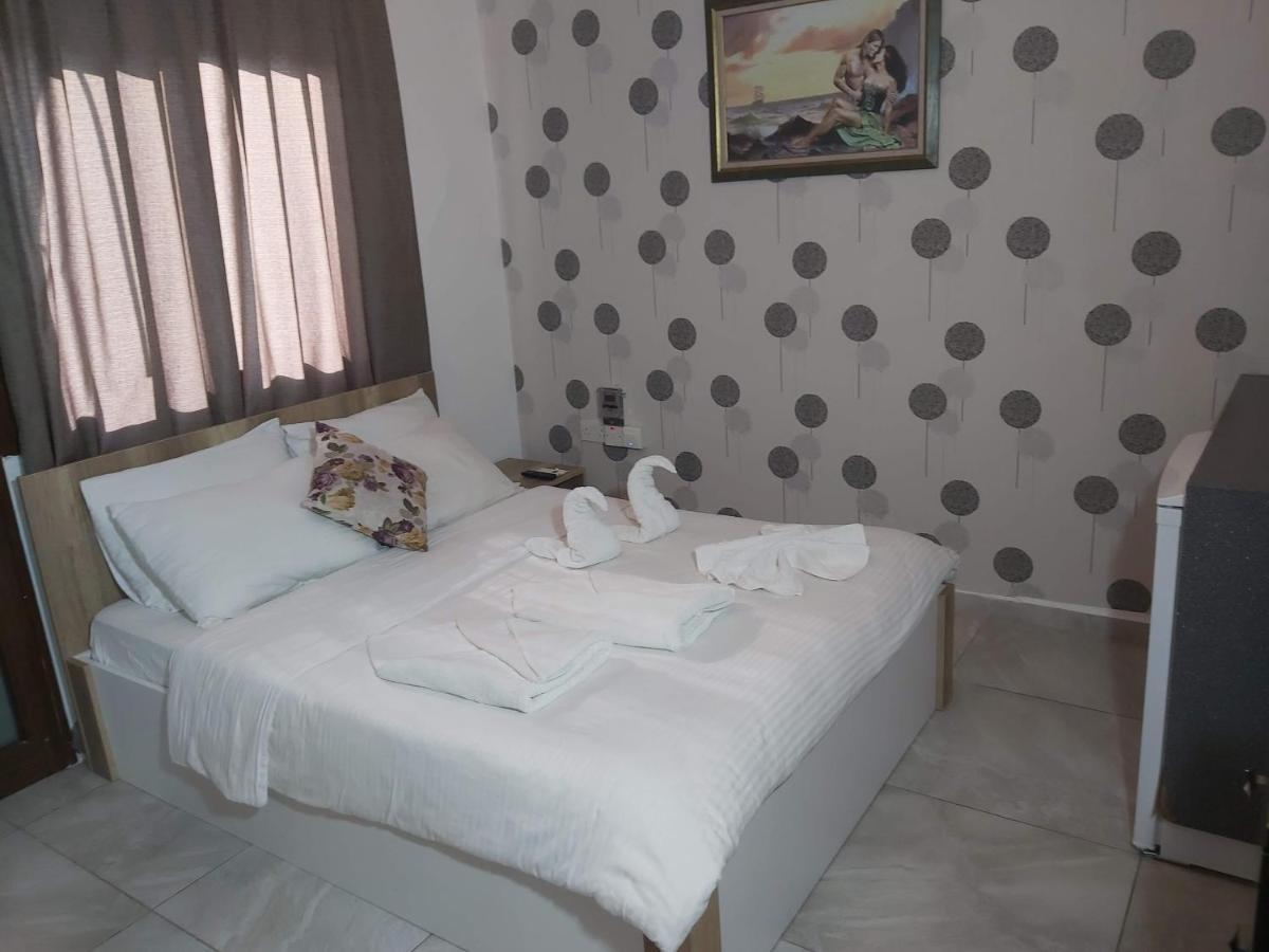 Compact Home Nikosia Exterior foto